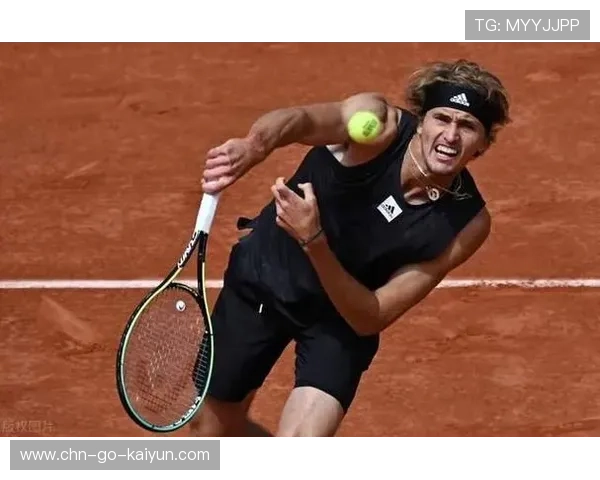 史蒂夫加西亚职业生涯首场头条主赛强势出击以KO精彩夺胜 史蒂夫加西亚职业生涯首场头条主赛强势出击以KO精彩夺胜