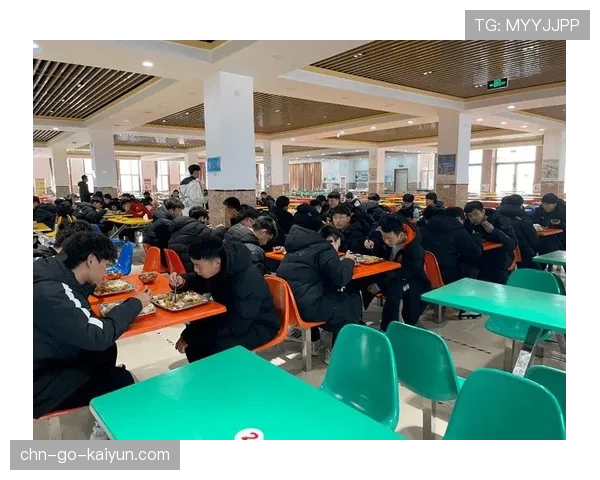 科隆全队赴青年训练营进行封闭集训，做最后努力